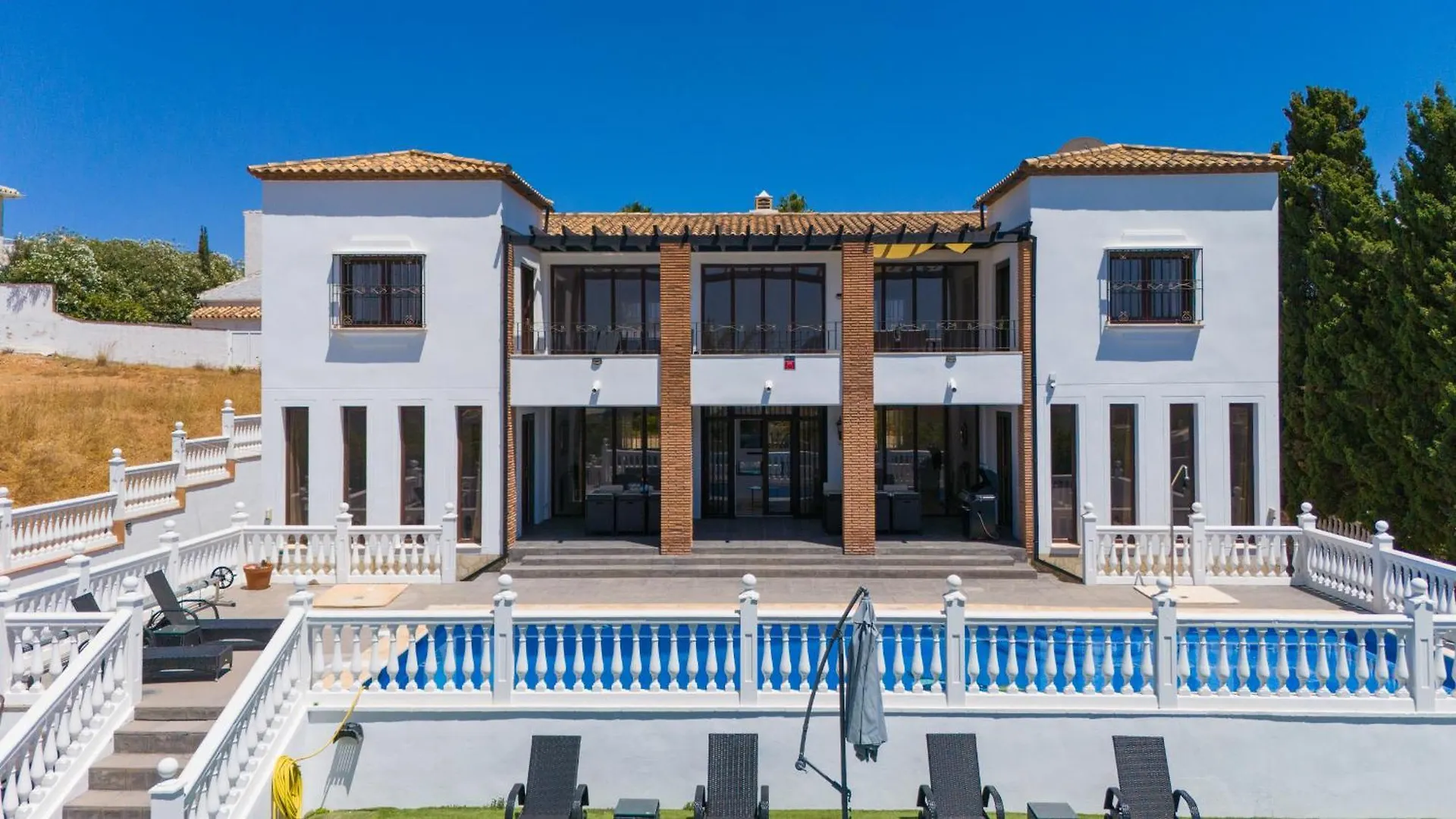 Dream Beach-Side Villa With Sea Views & Close To Golf El Faro Spanien