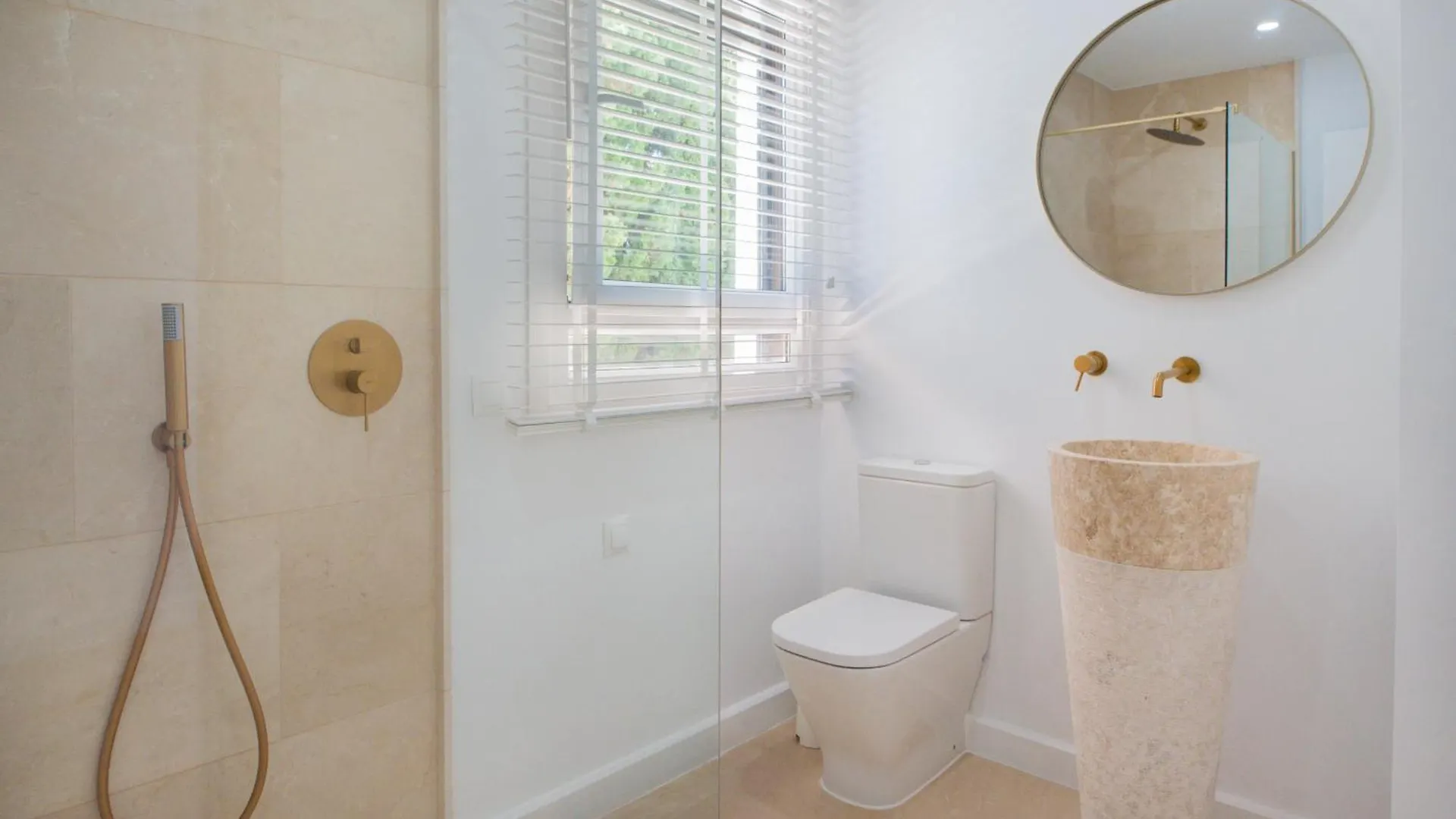 Dream Beach-Side Villa With Sea Views & Close To Golf El Faro